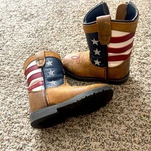 Baby boy boots size 6